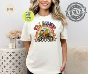 Funny Frog Gay Rights Lgbt Rainbow Frog And Toad Pride Shirt honizy 2