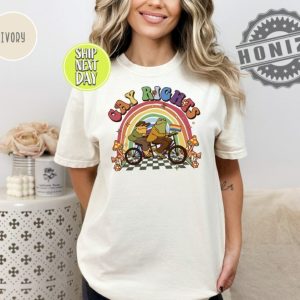 Funny Frog Gay Rights Lgbt Rainbow Frog And Toad Pride Shirt honizy 2