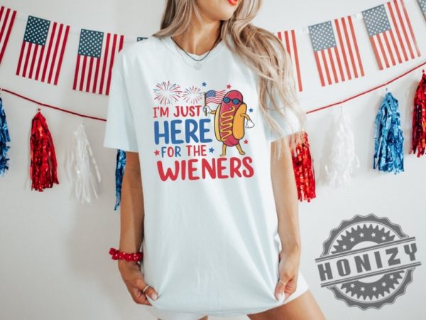 Just Here For The Wieners 4Th Of July Funny Hot Dog Independence Day Shirt honizy 2