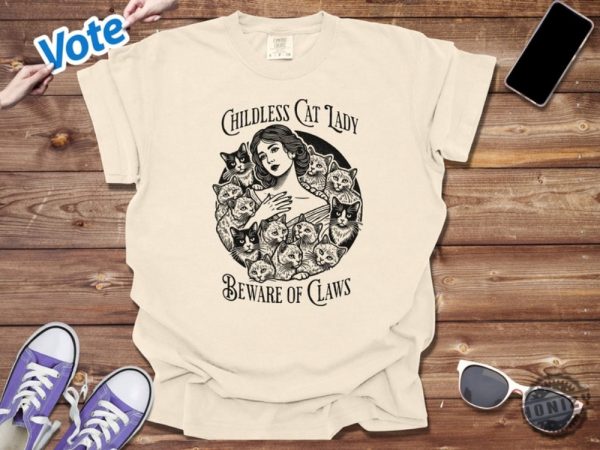 Childless Cat Lady Tshirt Beware Of Claws Hoodie Vintage Cat Lady Sweatshirt Feminist Shirt honizy 1