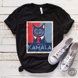 Kamala Harris Shirt Childless Cat Lady Sweatshirt Harris 2024 Hoodie Vote Democrat Kamala 2024 Tshirt Kamala Cat Meme Retro Kamala Shirt honizy 2