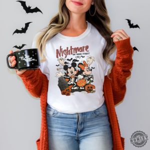 Disneyland Halloween Nightmare Shirt Mickey Minnie Halloween Sweatshirt Vintage Disneyworld Halloween Hoodie Mickey Not So Scary Tshirt honizy 7