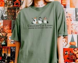 Halloween Childless Cat Lady Tshirt Cute Ghosts For Kamala Harris Hoodie The Patriarchy Feminism Sweatshirt Spooky Election Shirt 2024 honizy 3