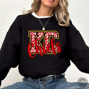 Kansas City Football Shirt Trendy Football Crewneck Sweatshirt Kansas City Hoodie Game Day Tshirt Taylor Travis Kc Chiefs Shirt honizy 8