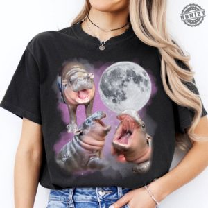 Moo Deng With The Moon Shirt Moo Deng Tshirt Cute Baby Hippo Moo Deng Bouncy Pig In Thai Hippopotamus Sweatshirt Hippo Lover Hoodie Funny Hippo Shirt honizy 3