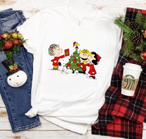 Snoopy Christmas Shirt Charlie Brown Christmas Sweatshirt Family Matching Christmas Party Hoodie Christmas Tee Gifts honizy 4