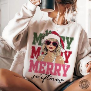 Merry Swiftmas Shirt Swiftie Merry Christmas Tshirt Christmas Sweatshirt Funny Swiftmas Hoodie Christmas Gift honizy 2