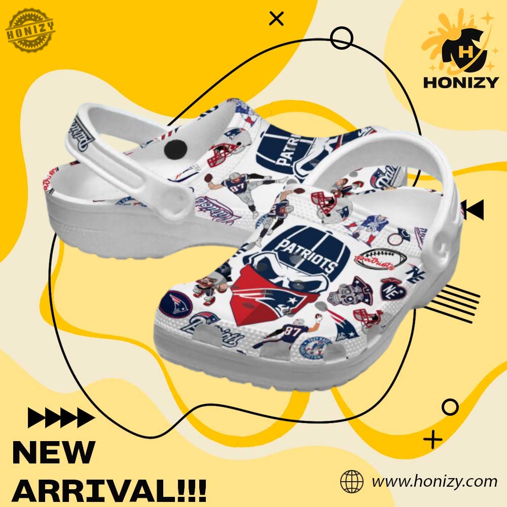 Nfl Team New England Patriot Unisex Crocs 3 NFL Team New England Patriot unisex Crocs